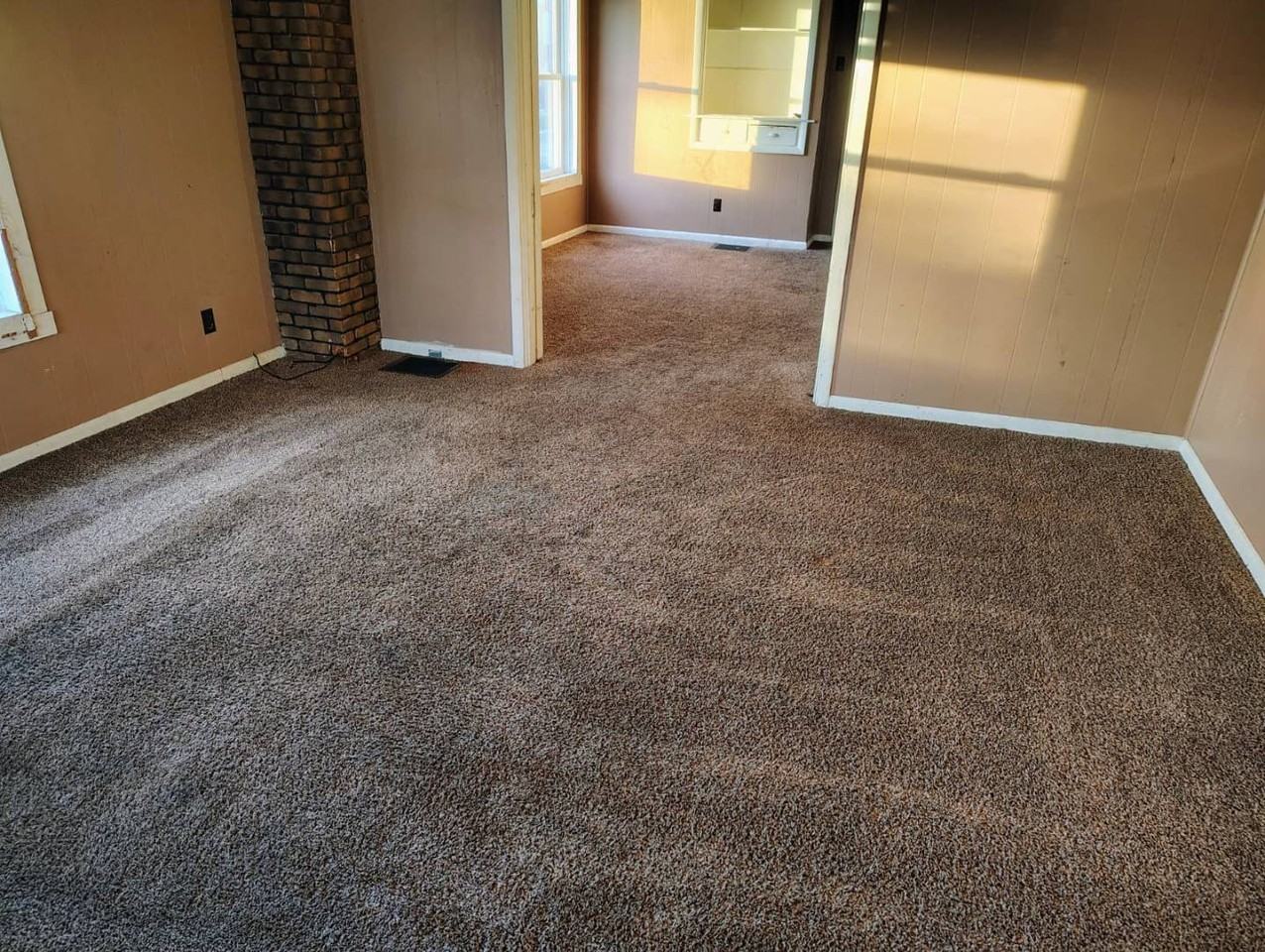 634 Richmond Avenue - Photo 3 of 8