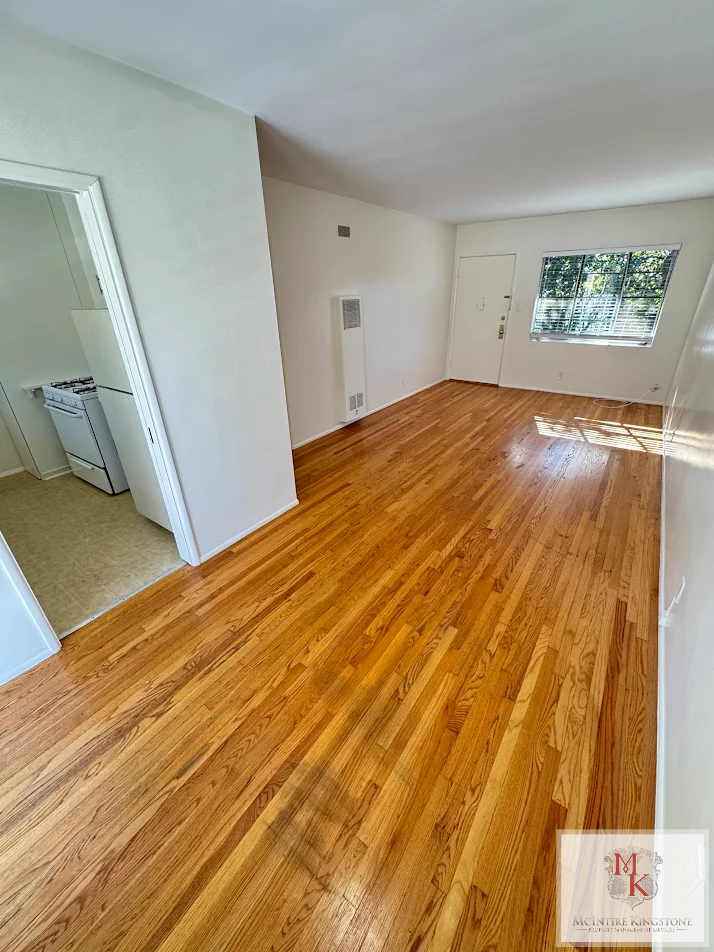 495 S Madison Ave #G - Photo 3 of 11