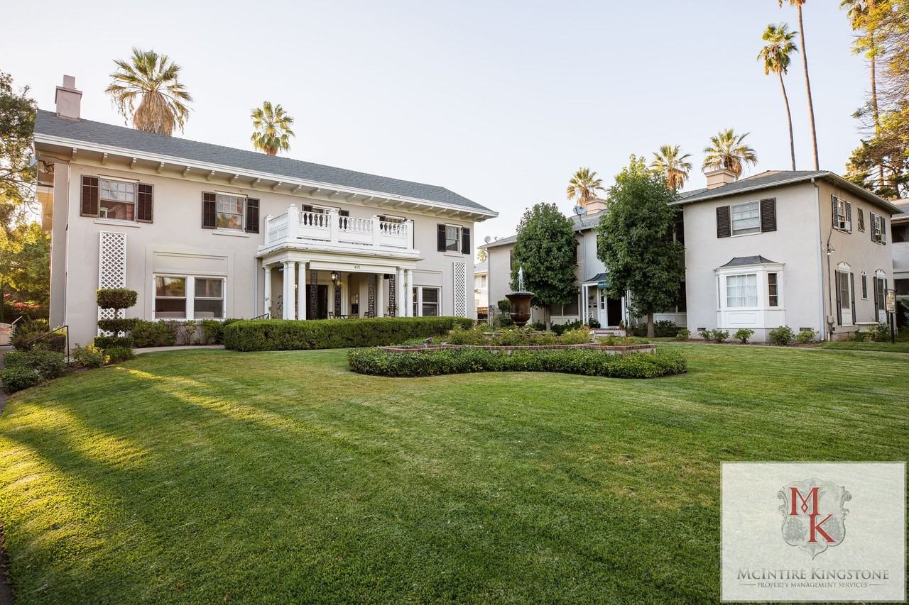 451 S El Molino Ave #451 - Photo 6 of 17