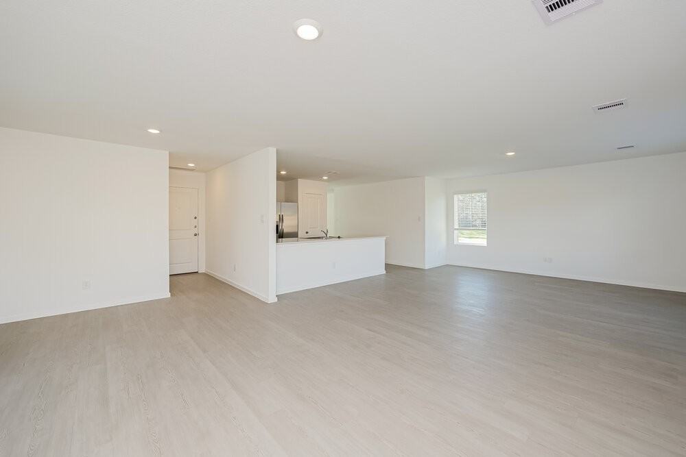 2613 Shady Cedar Ct - Photo 5 of 17