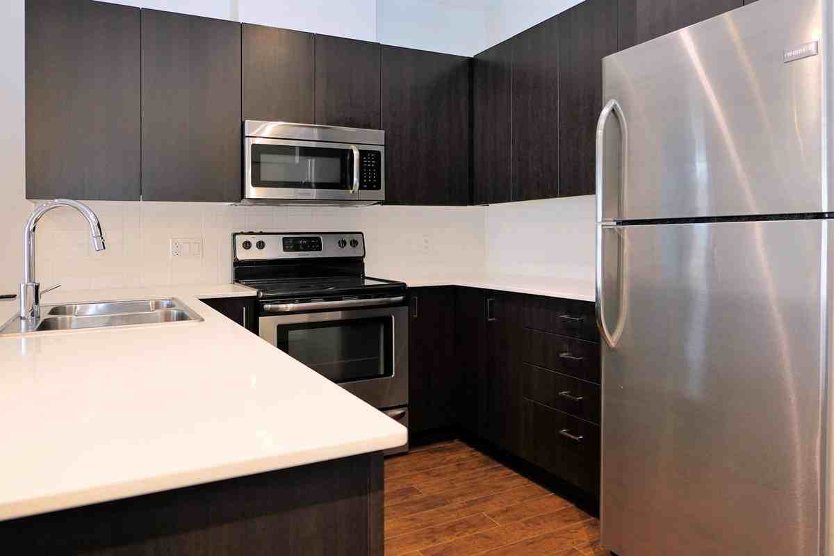 20460 Douglas Crescent #109 - Photo 5 of 15