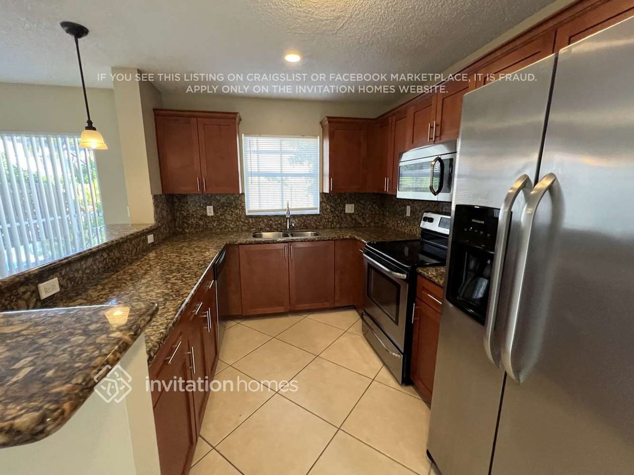 3042 San Carlos Dr - Photo 6 of 16