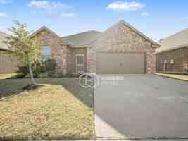 featured image of 121 Cottage Lane