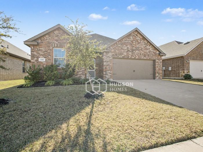 121 Cottage Ln - Photo 4 of 29