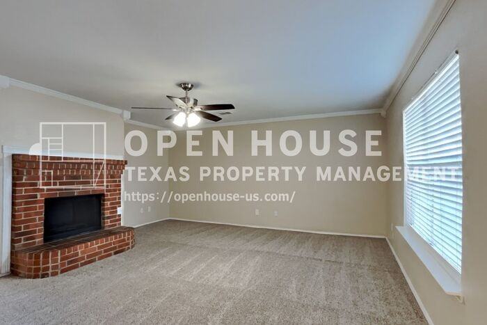 7802 Dockside Dr - Photo 4 of 18