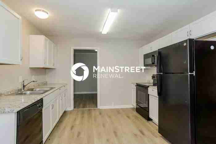 10806 Bristol Ter - Photo 5 of 16