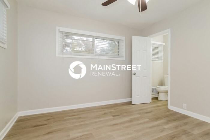 10806 Bristol Ter - Photo 7 of 16