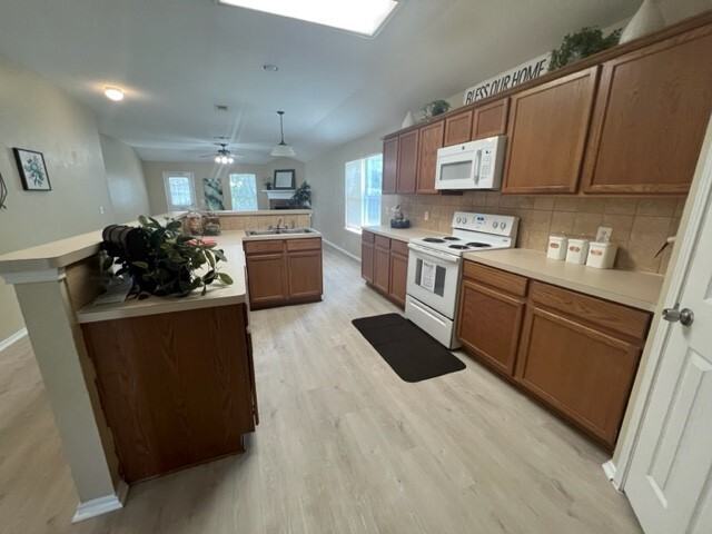 8401 Asheville Lane - Photo 7 of 21