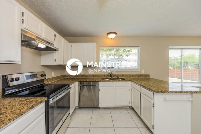 6818 Still Lake Drive - Photo 7 of 17