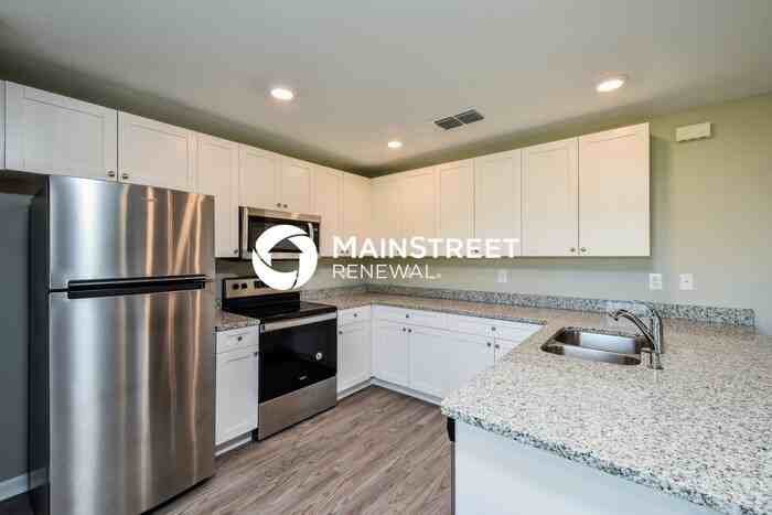 1415 Nw 37th Ave - Photo 7 of 16