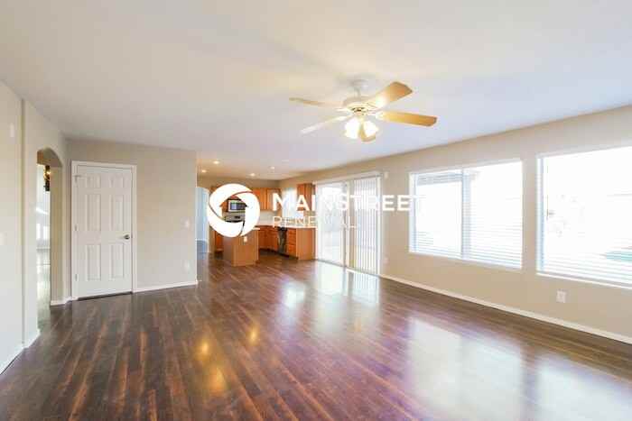 10878 W Lone Cactus Dr - Photo 7 of 17