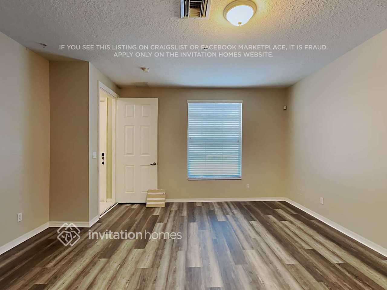 1529 Cades Bay Ave - Photo 5 of 19