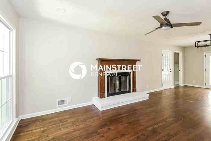 2730 Cedarbrook Dr - Photo 2 of 17