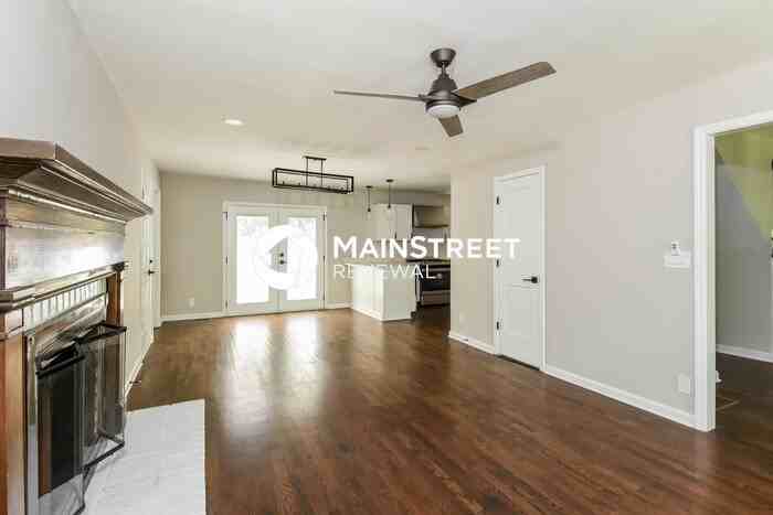 2730 Cedarbrook Dr - Photo 3 of 17