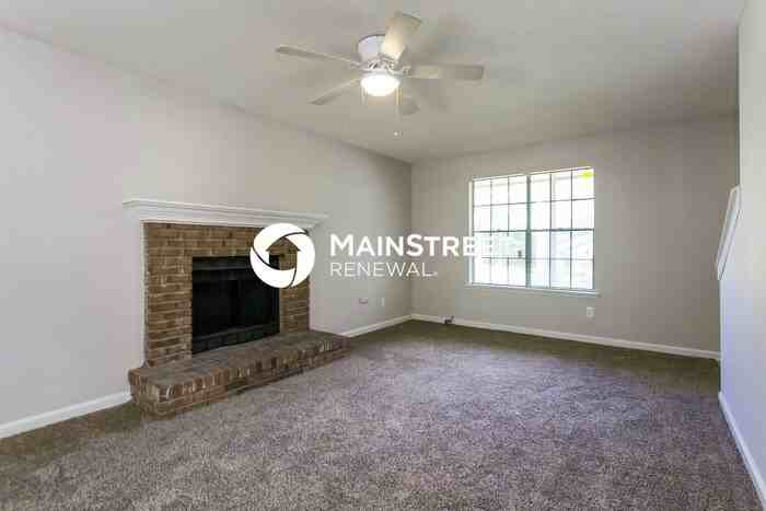 979 Brandon Hill Way - Photo 3 of 15