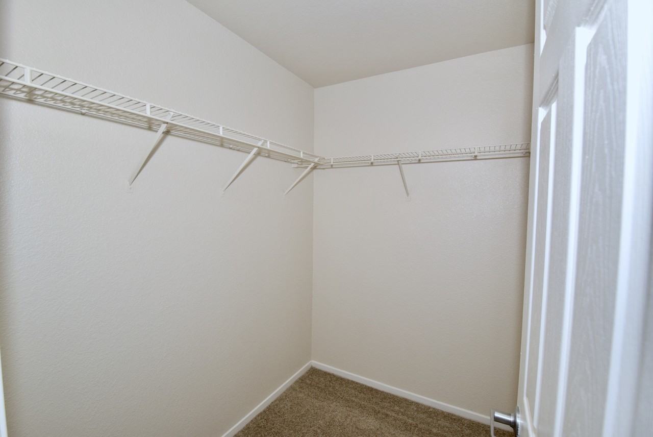 4400 Truxel Road #20-N - Photo 6 of 11