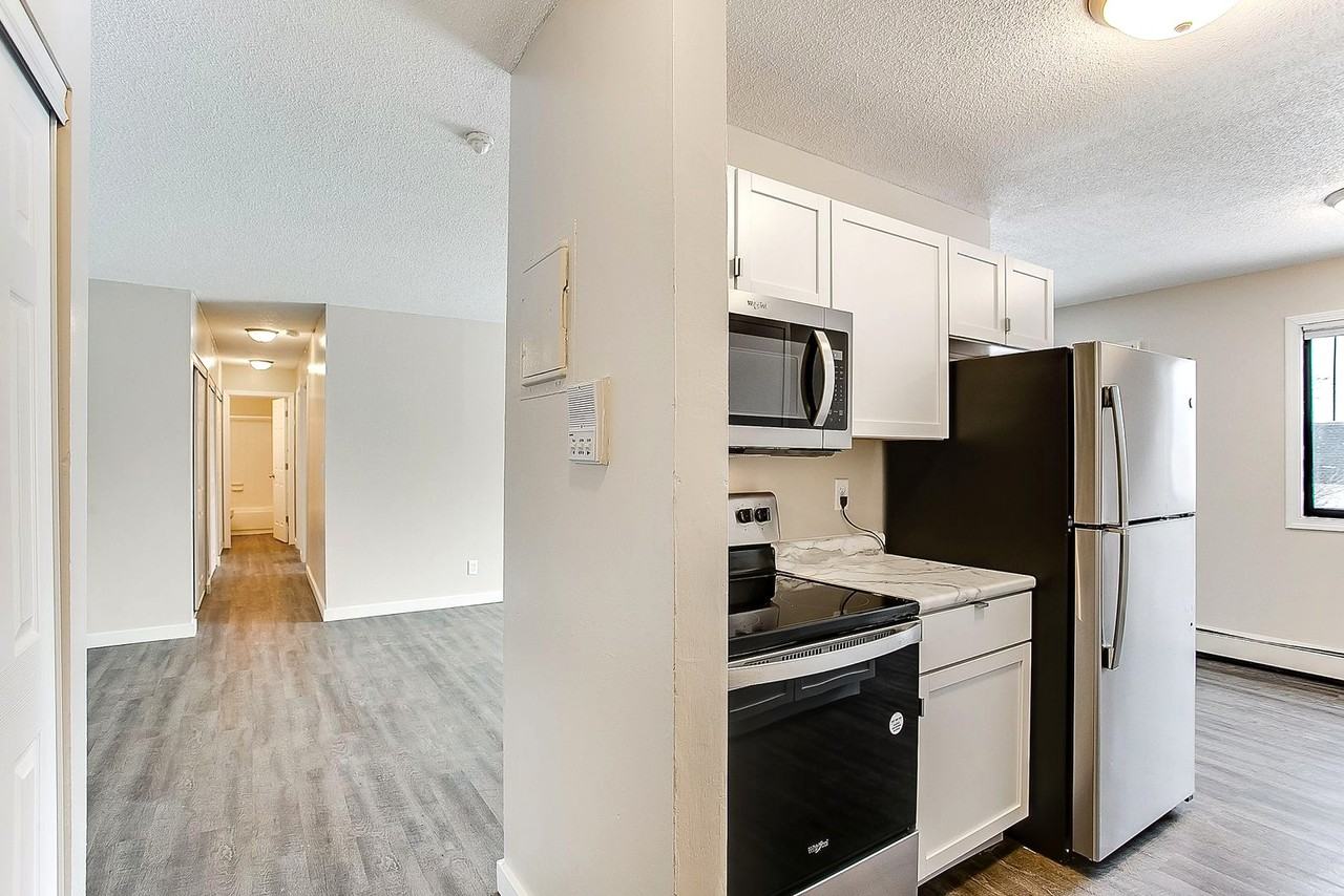 100 Northeast Central Avenue #8050-100 - Photo 3 of 26