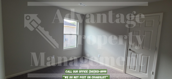 1130 Okeefe Ave - Photo 7 of 17