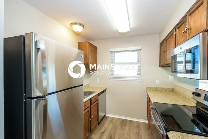 4214 S Halifax Way - Photo 5 of 17