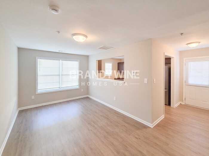 8590 Webb Rd - Photo 7 of 20