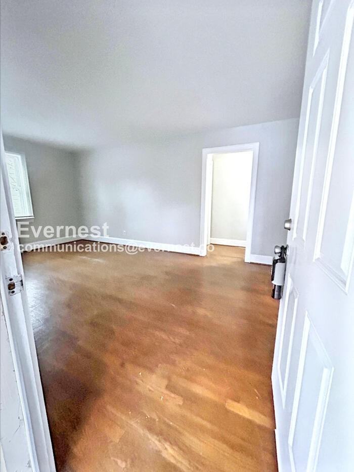 1715 Longview Drive - Photo 2 of 21