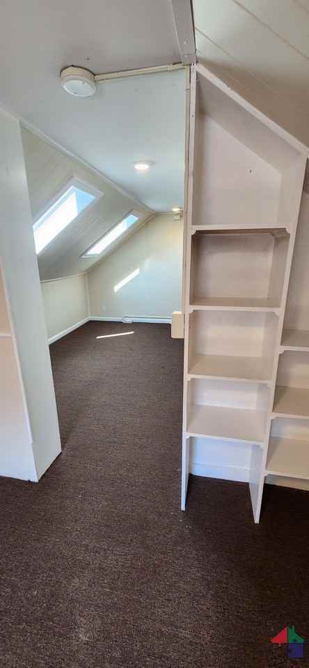 173 Pearl St #2 - Photo 2 of 6