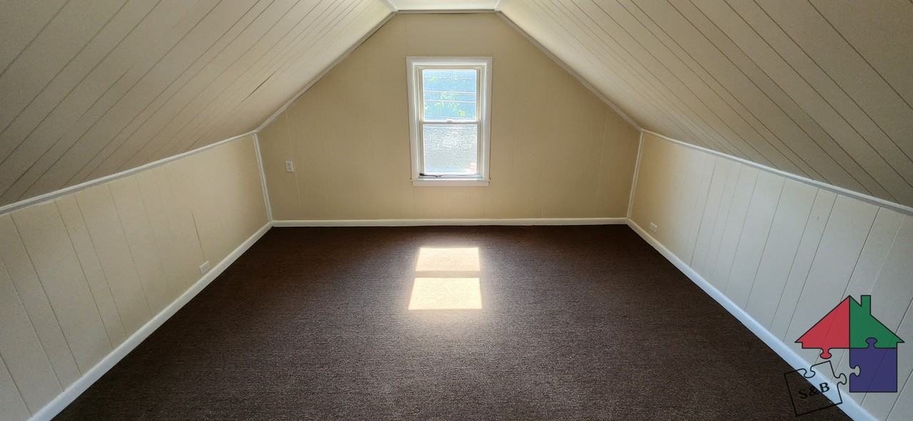 173 Pearl St #2 - Photo 3 of 6