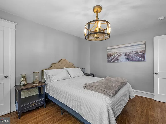 132 N Lafayette Ave #2 - Photo 5 of 23