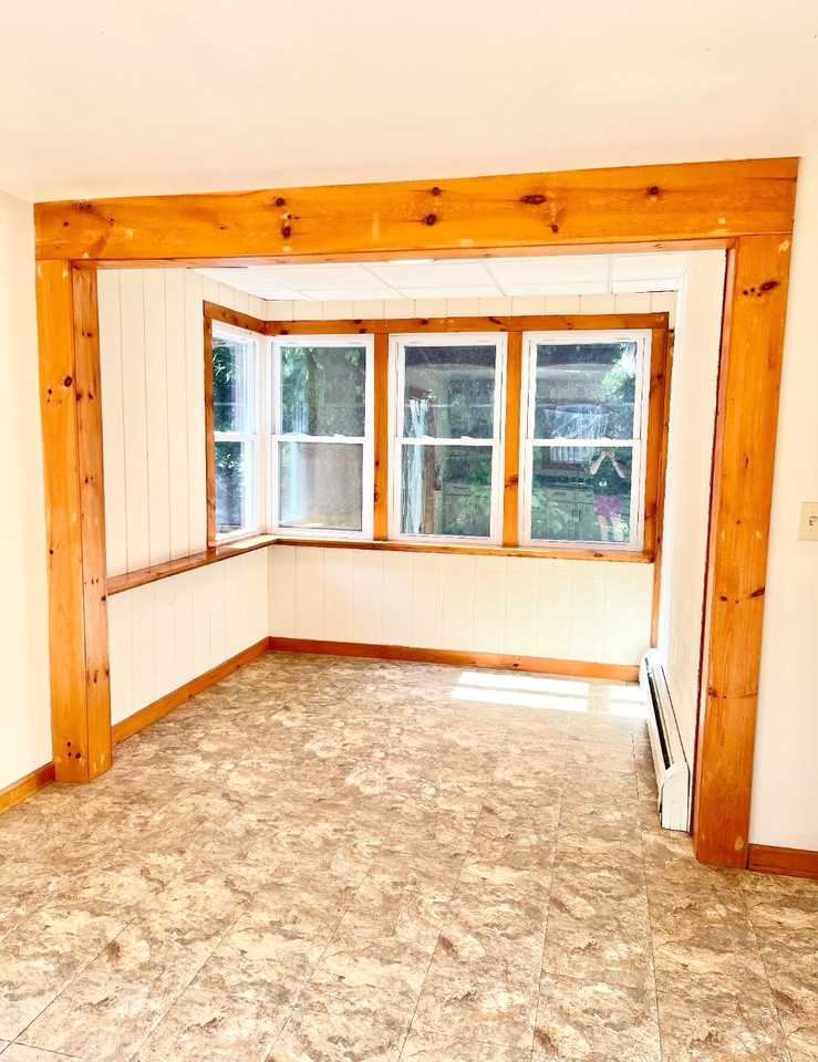 204 N Champlain St #1 - Photo 2 of 14