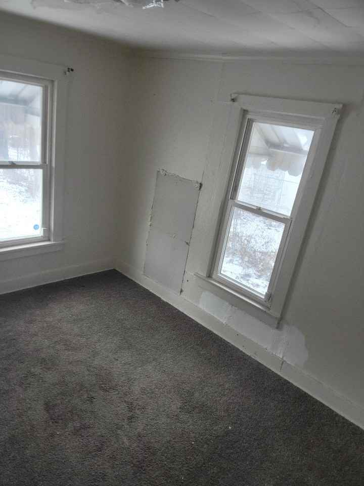 1657 Pointview Ave #NA - Photo 6 of 9