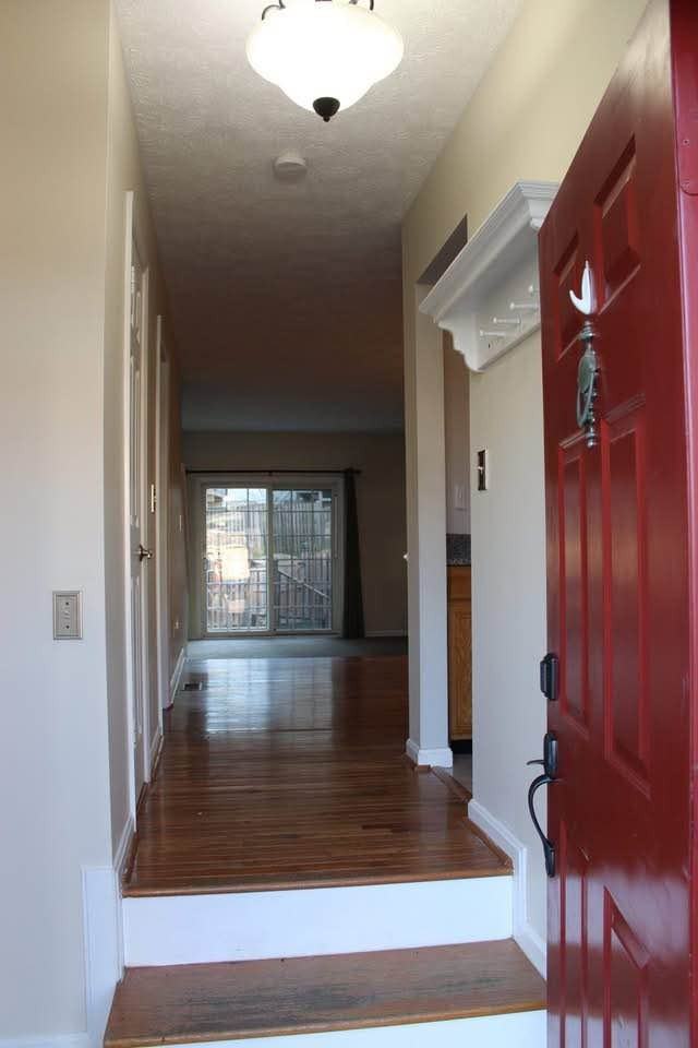 433 Ellis Lane #433 - Photo 2 of 24