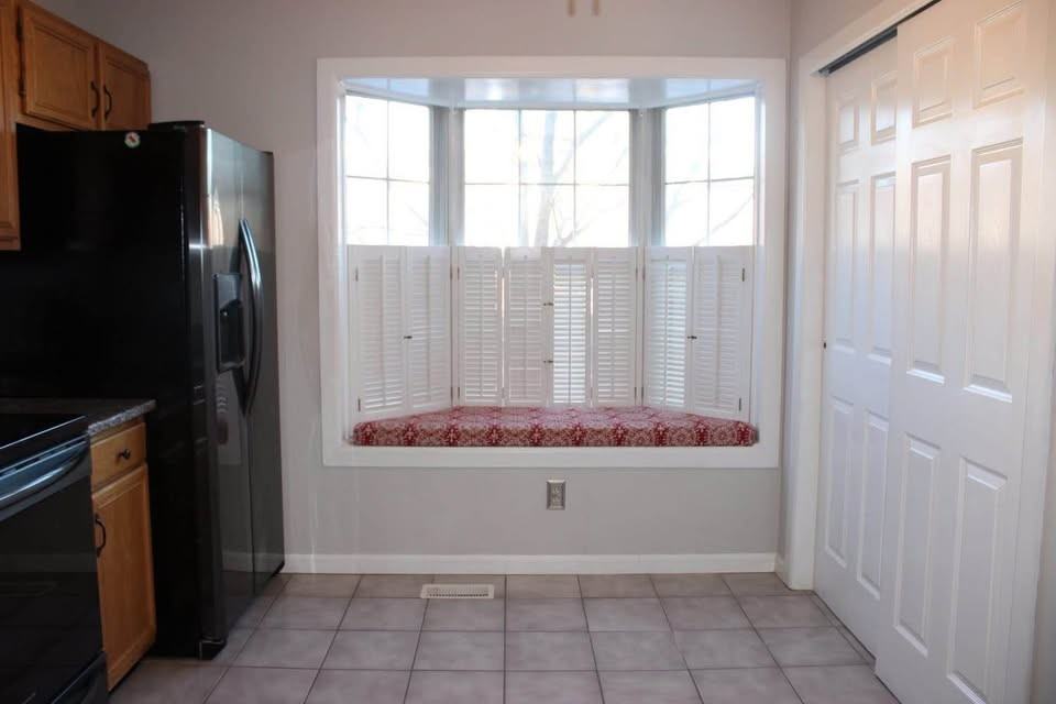 433 Ellis Lane #433 - Photo 5 of 24