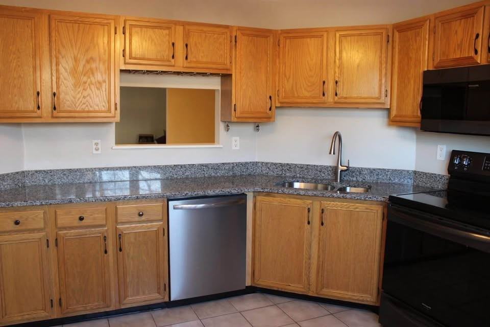 433 Ellis Lane #433 - Photo 6 of 24