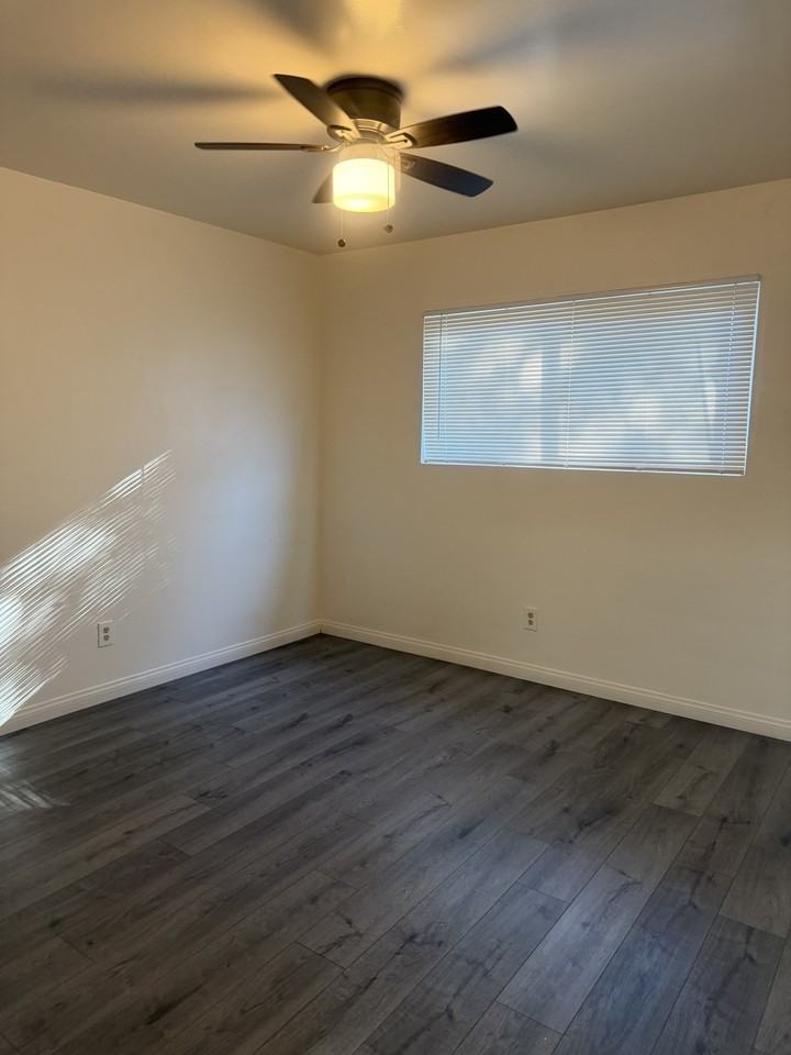 127 North 13th Avenue #C - Photo 3 of 7