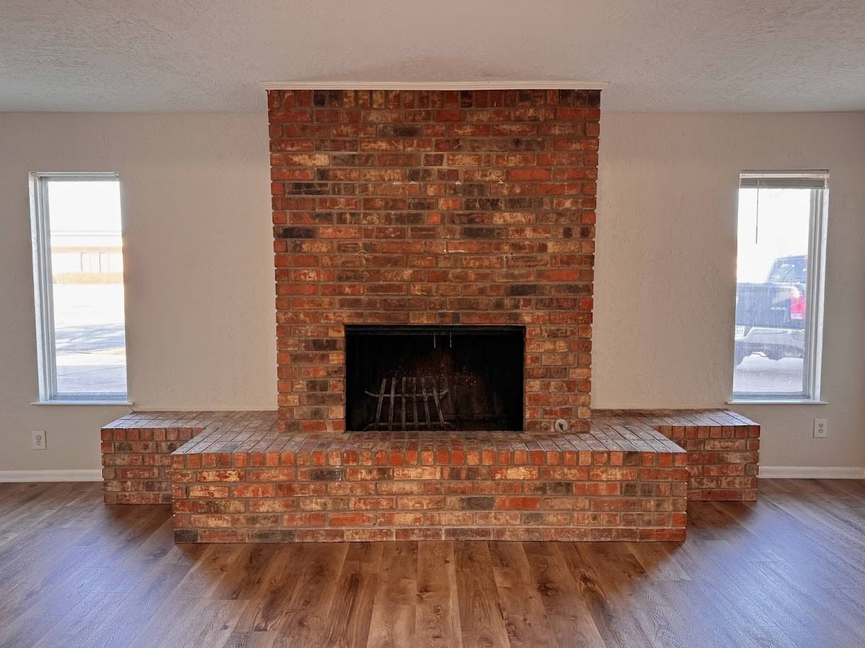 4200 University Ave #NA - Photo 5 of 31