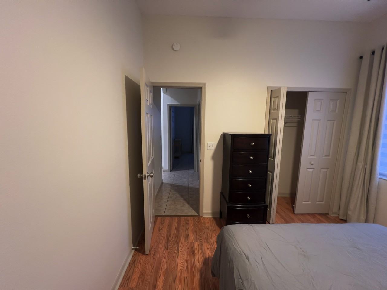 1730 Sir John Ct - Photo 5 of 11