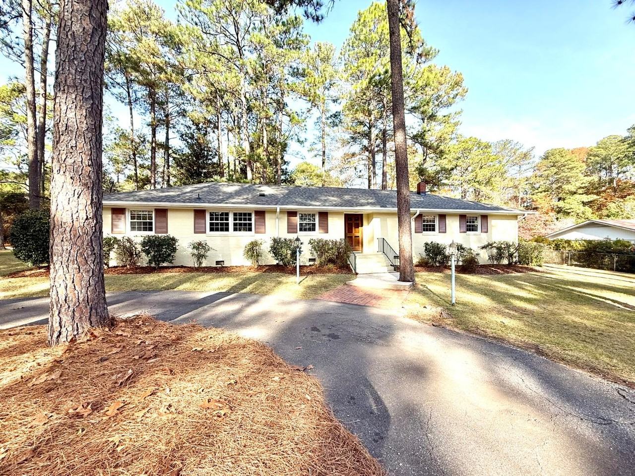 100 Clematis Rd - Photo 3 of 20