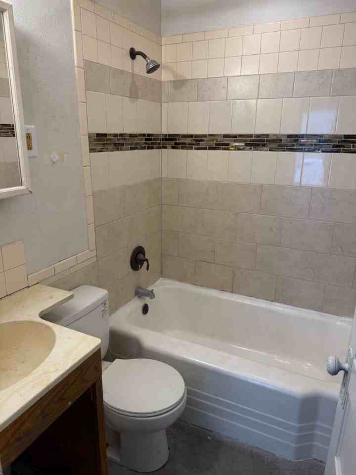 1460 North Edward Street - Photo 2 of 20