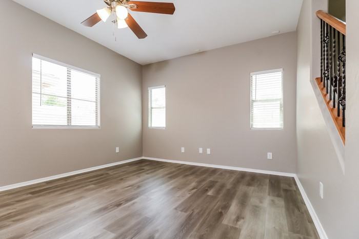 14093 W Country Gables Dr - Photo 7 of 20