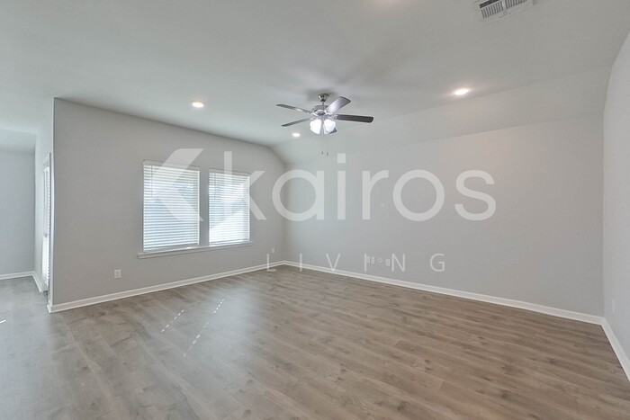 418 Mango Dr - Photo 4 of 29