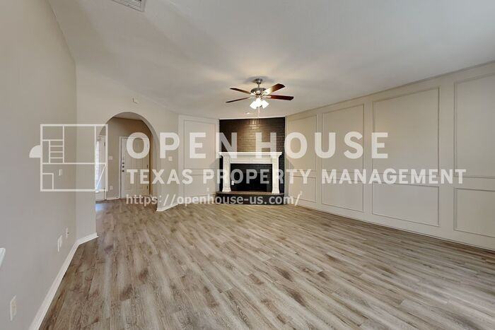 1003 Winslow Drive - Photo 4 of 26