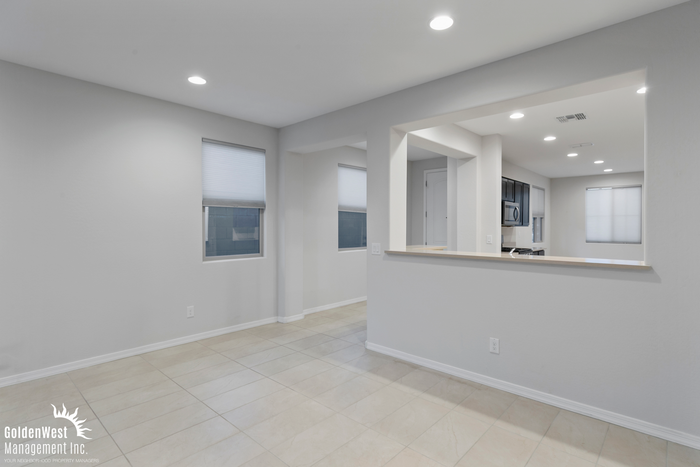 19875 W Badgett Ln - Photo 5 of 28