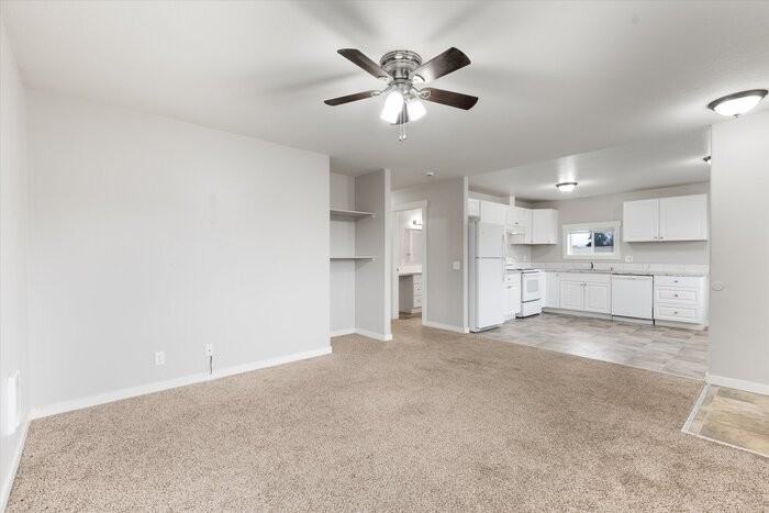 1111 Grand Ave - Photo 6 of 29