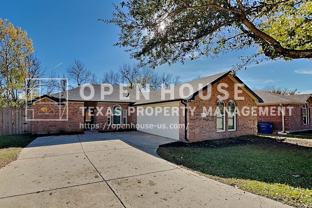 118 South Bending Oak Lane - Photo 1 of 1