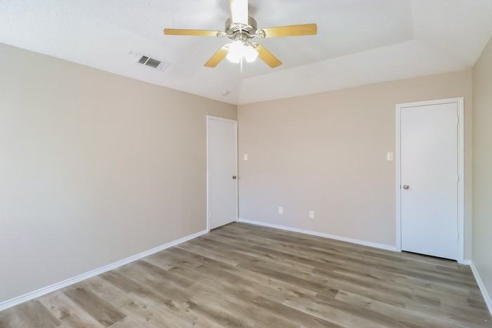 404 Ridge Dr - Photo 7 of 20