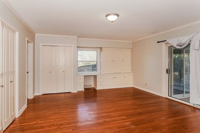 2343 Ridgewood Rd - Photo 7 of 23