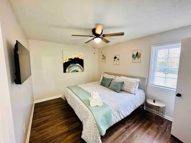 135 Walnut - Photo 5 of 10