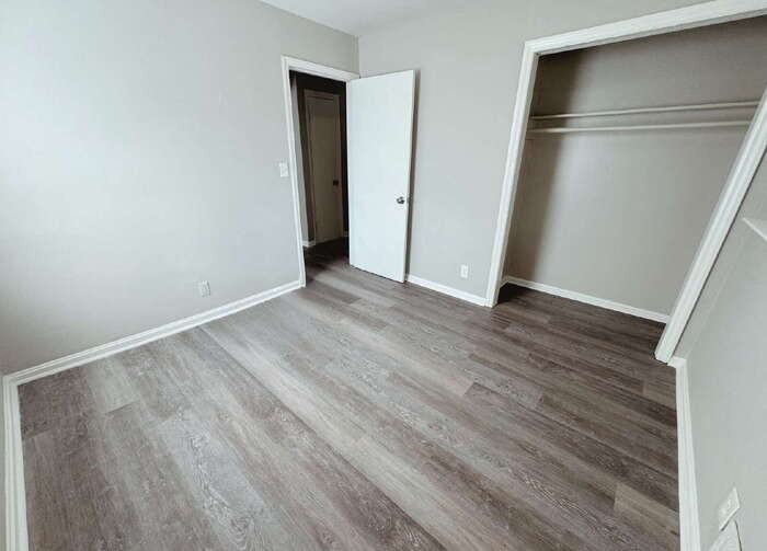 2609 County Line Road Southwest - Photo 2 of 17