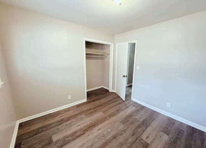 2609 County Line Road Southwest - Photo 3 of 17