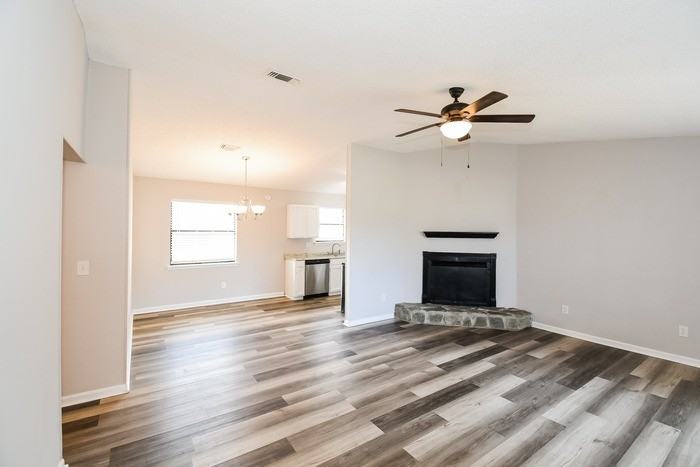 1864 Shannon Lake Dr - Photo 4 of 13